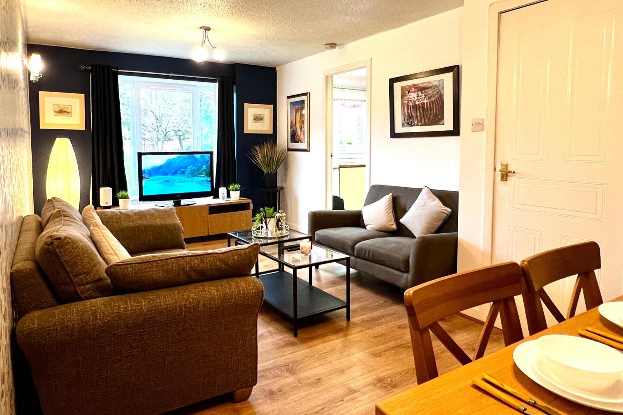 Ground Floor Flat With Free Parking & Wifi Apartment Glasgow Exterior photo
