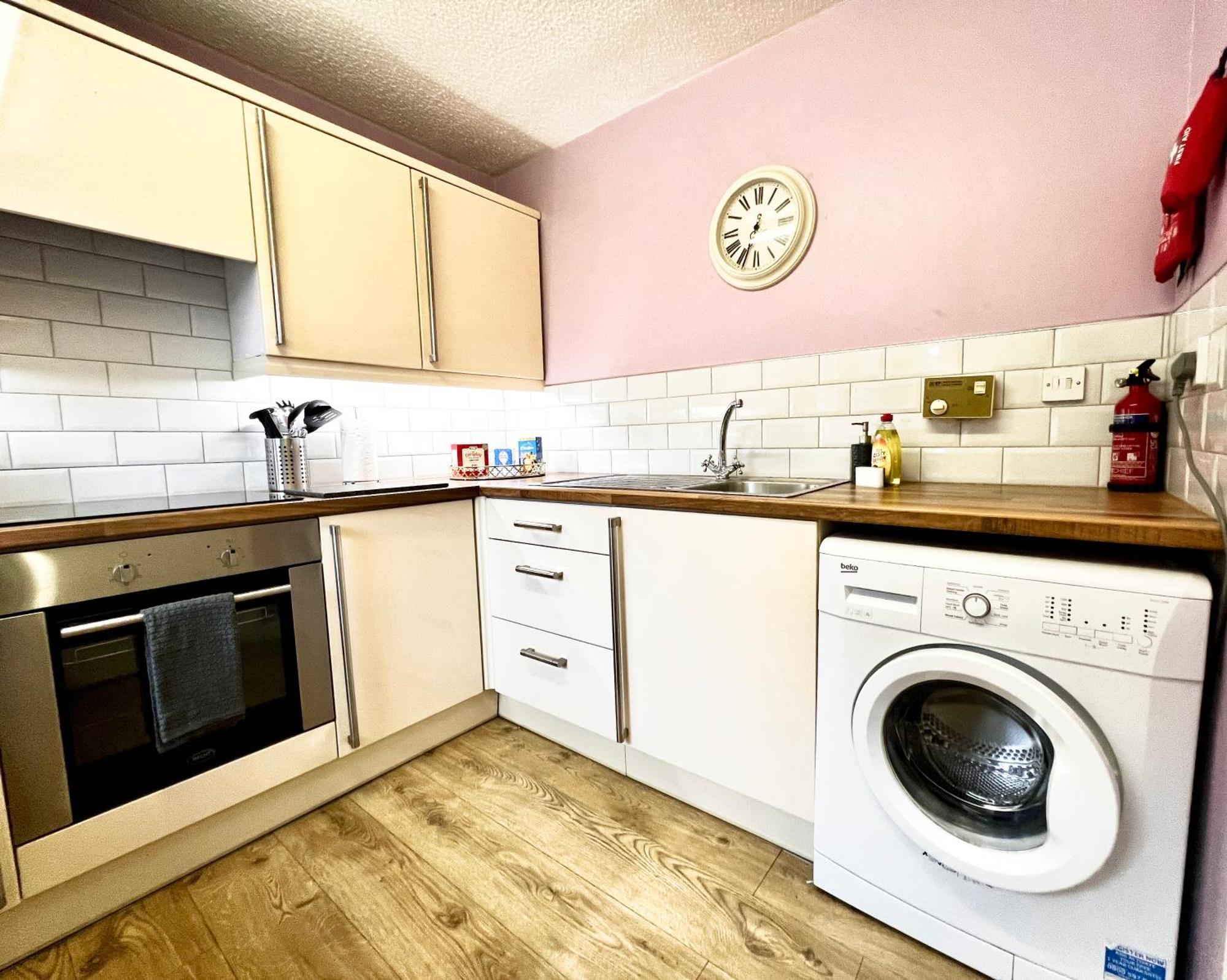 Ground Floor Flat With Free Parking & Wifi Apartment Glasgow Exterior photo