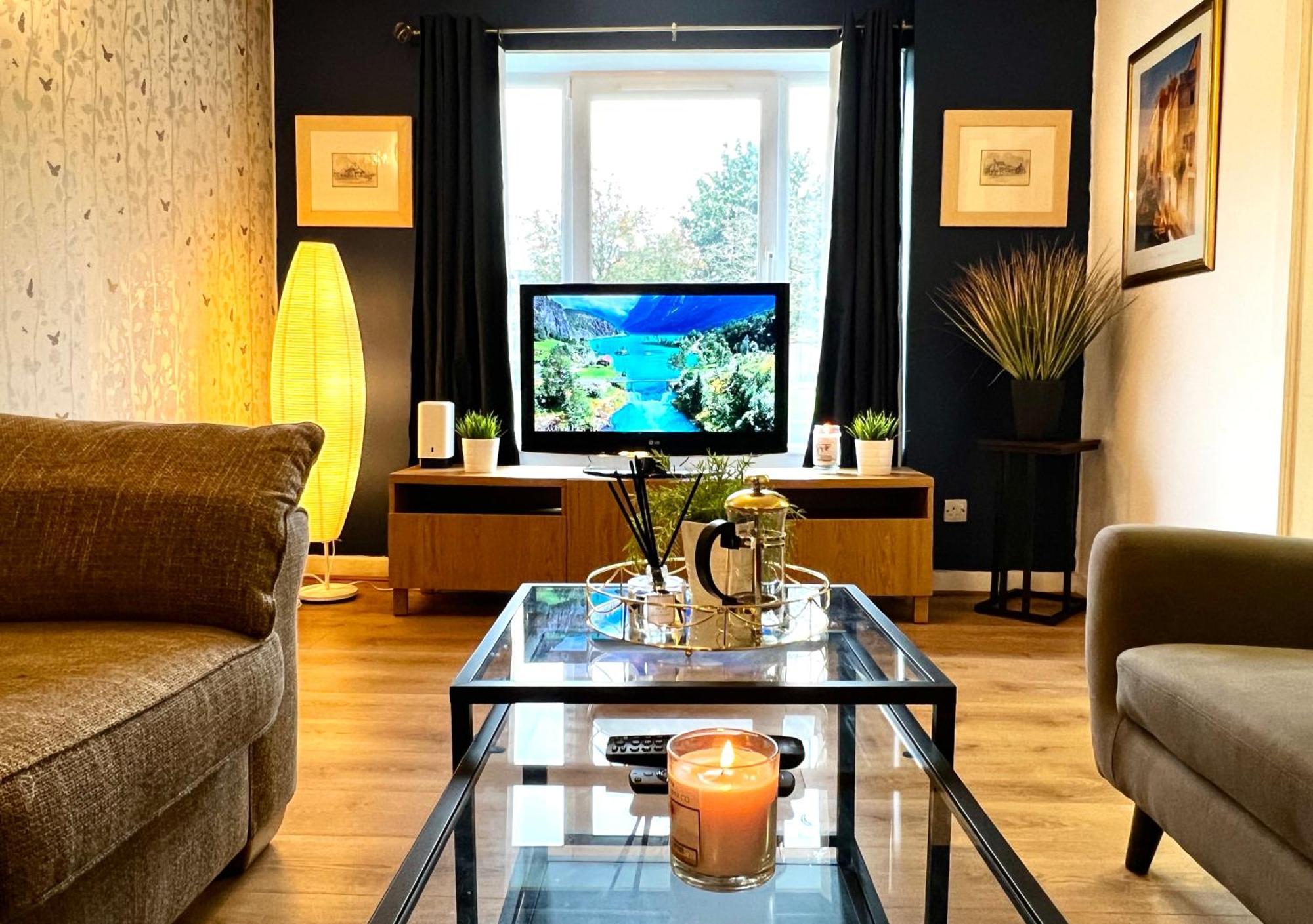 Ground Floor Flat With Free Parking & Wifi Apartment Glasgow Exterior photo
