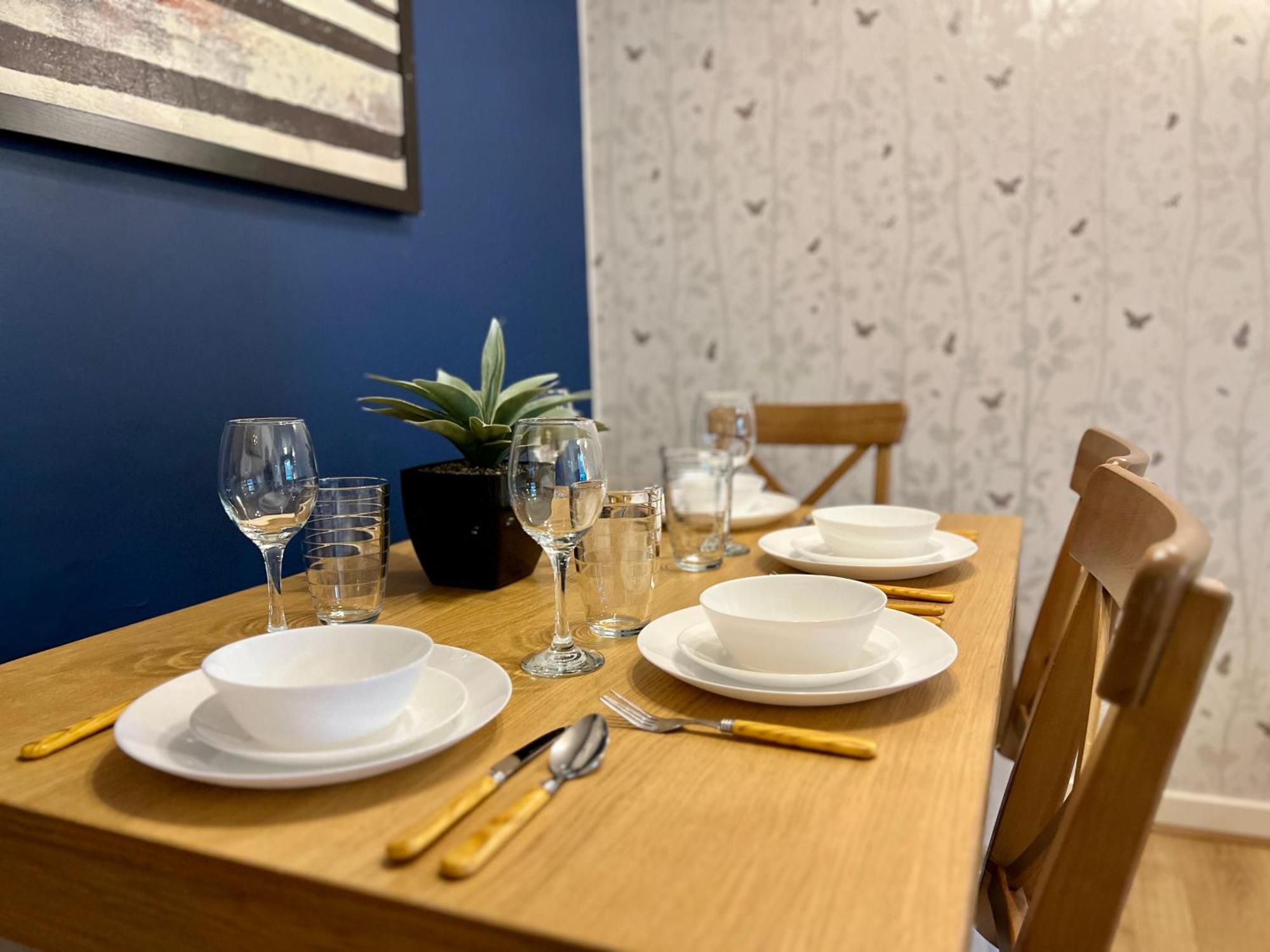 Ground Floor Flat With Free Parking & Wifi Apartment Glasgow Exterior photo