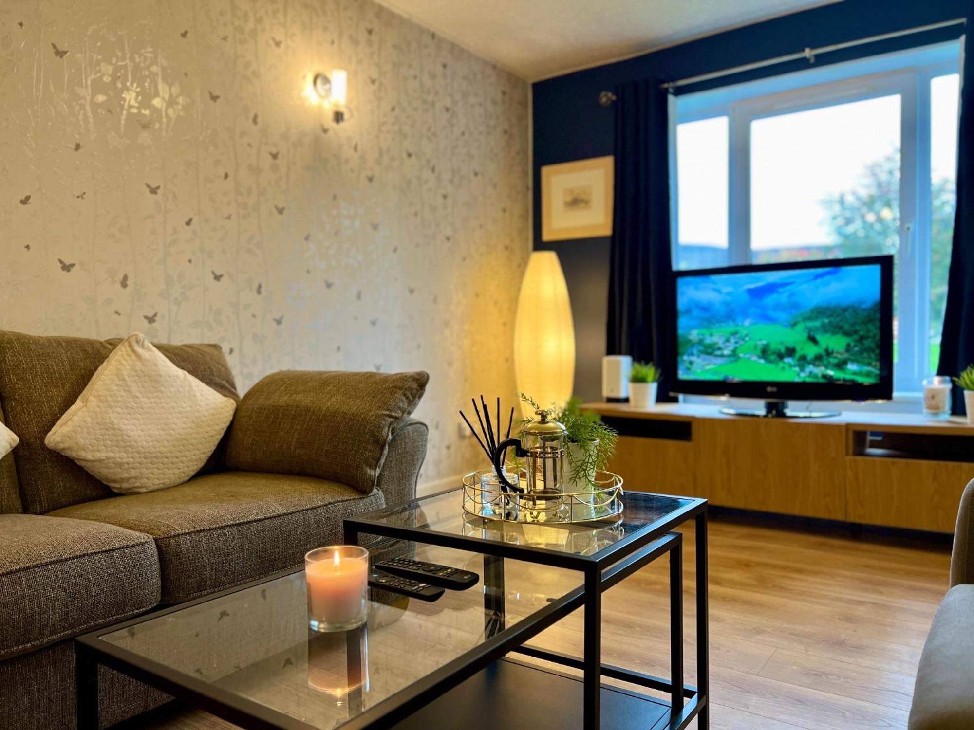 Ground Floor Flat With Free Parking & Wifi Apartment Glasgow Exterior photo